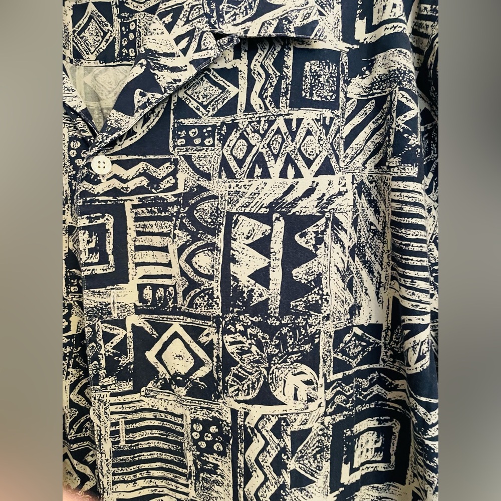 Roundtree & Yorke Vintage Hong Kong Cotton Shirt XL Tribal Geometric Print - Picture 3 of 7